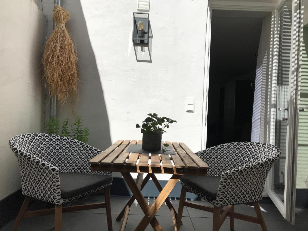 Sybille Kuntz Weingut Gaestehaus Lieser Esterno foto